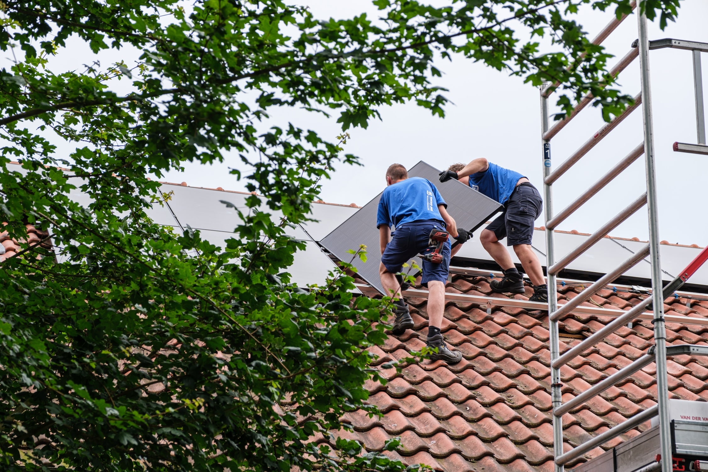 monteurs zonnepanelen Morrenhof-Jansen